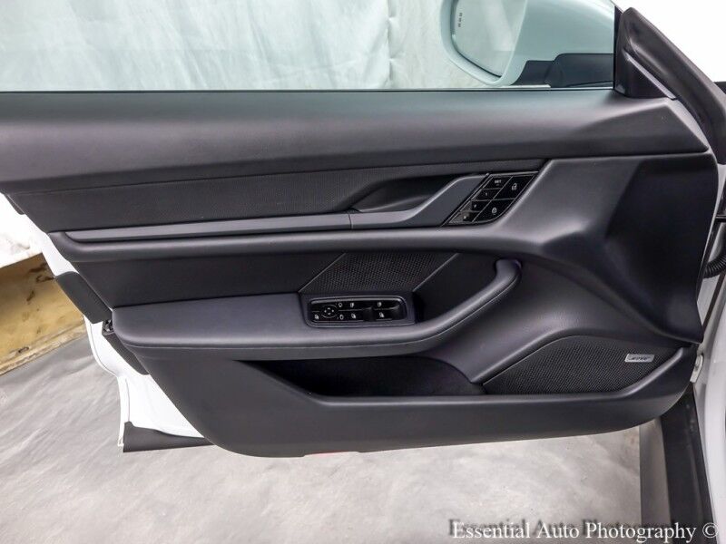 2021 Porsche Taycan Willowbrook IL