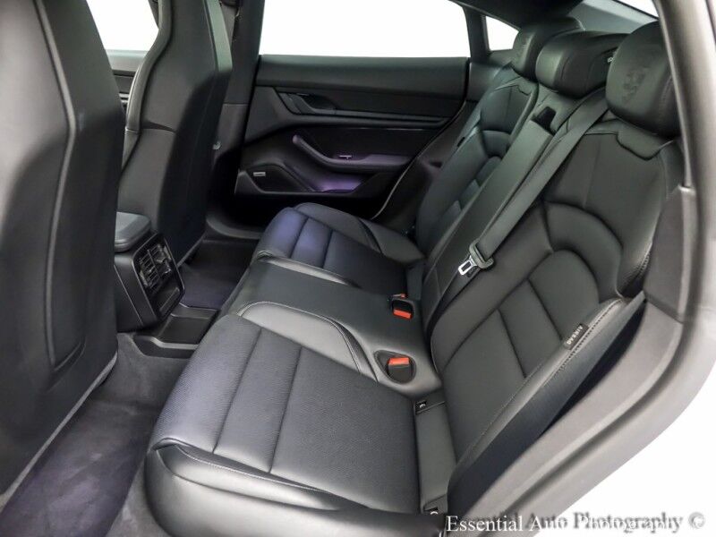 2021 Porsche Taycan Willowbrook IL