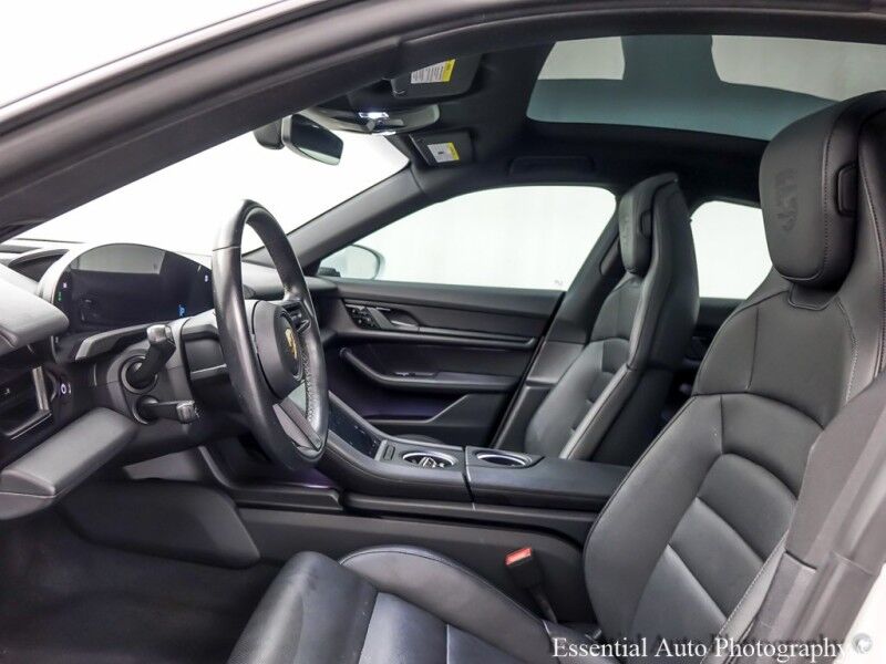 2021 Porsche Taycan Willowbrook IL