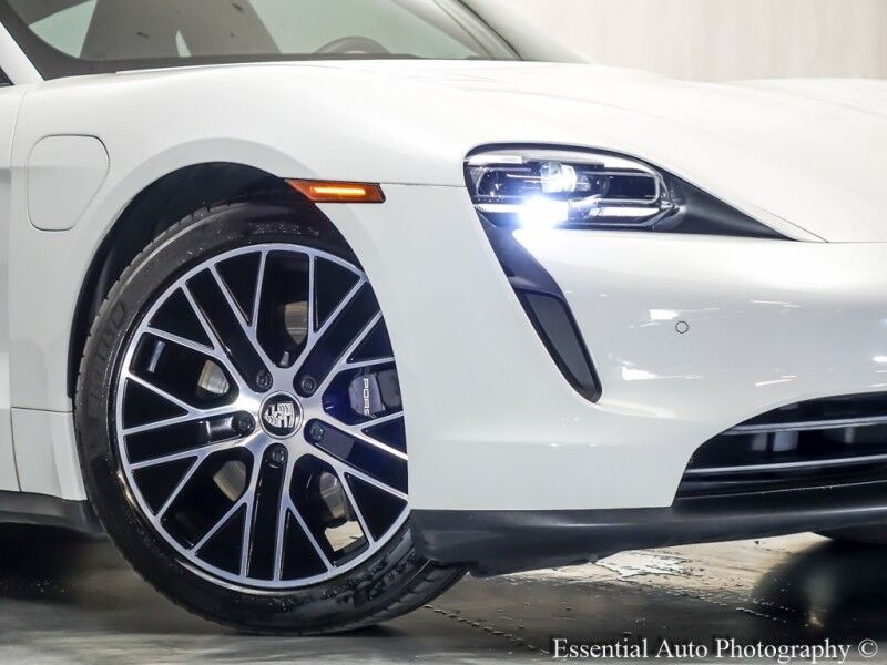 2021 Porsche Taycan Willowbrook IL