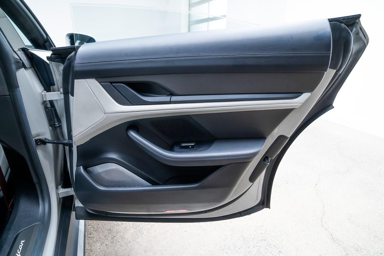 2021 Porsche Taycan Turbo Performance Package Sportdesign Package Portland OR