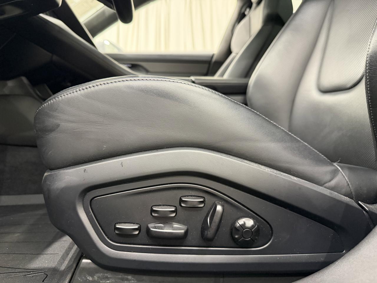 2021 Porsche Taycan Turbo S Newark DE