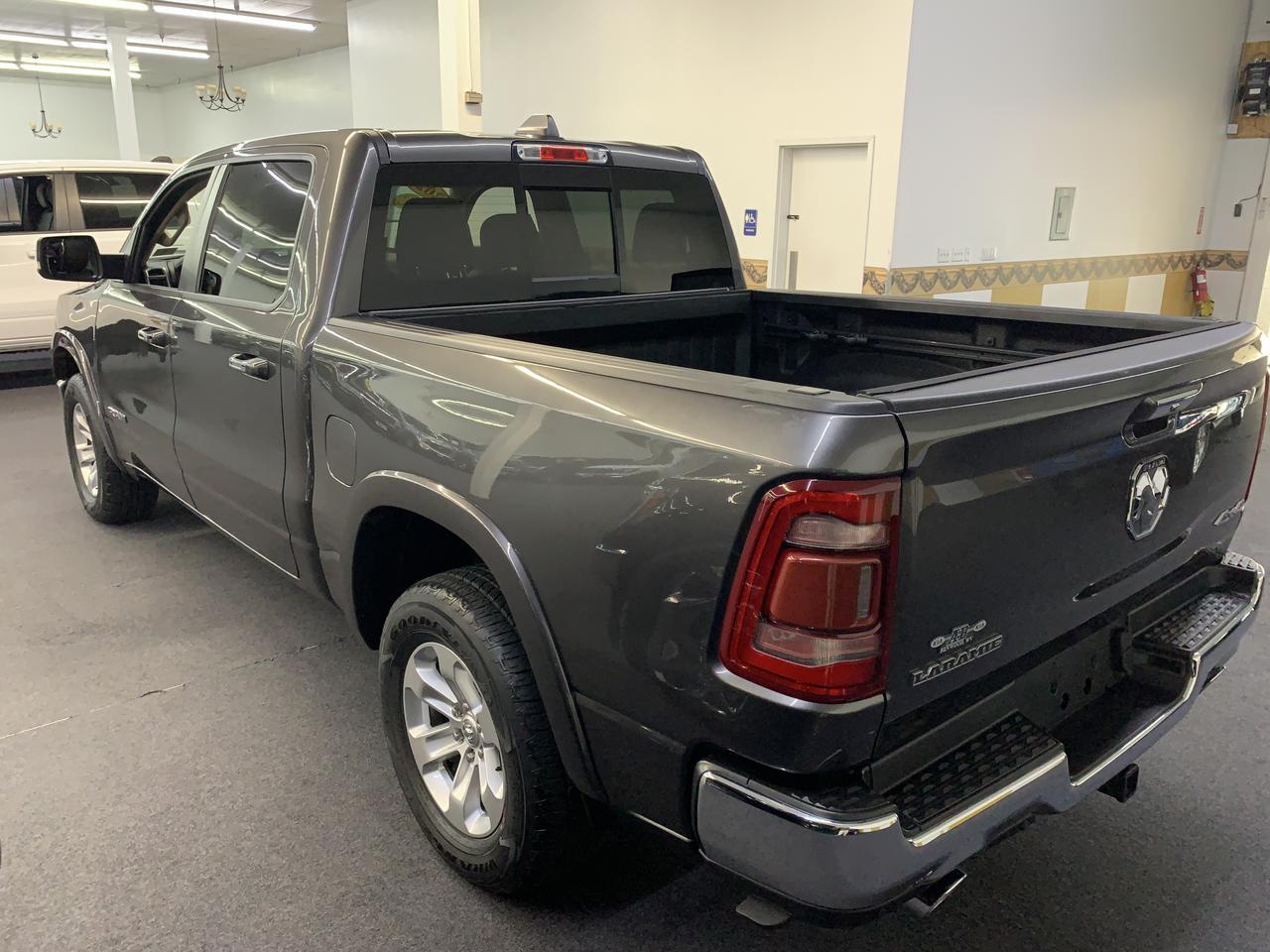 2021 Ram 1500 4WD Laramie Crew Cab 5&apos;7&quot; Box Benwood WV