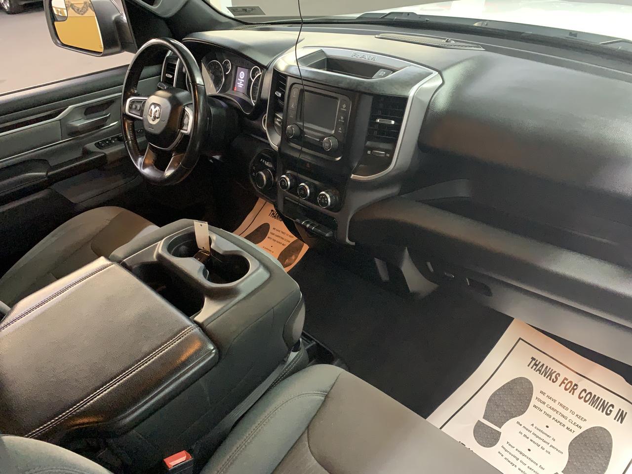 2021 Ram 1500 4WD Lone Star Quad Cab 6&apos;4&quot; Box Benwood WV