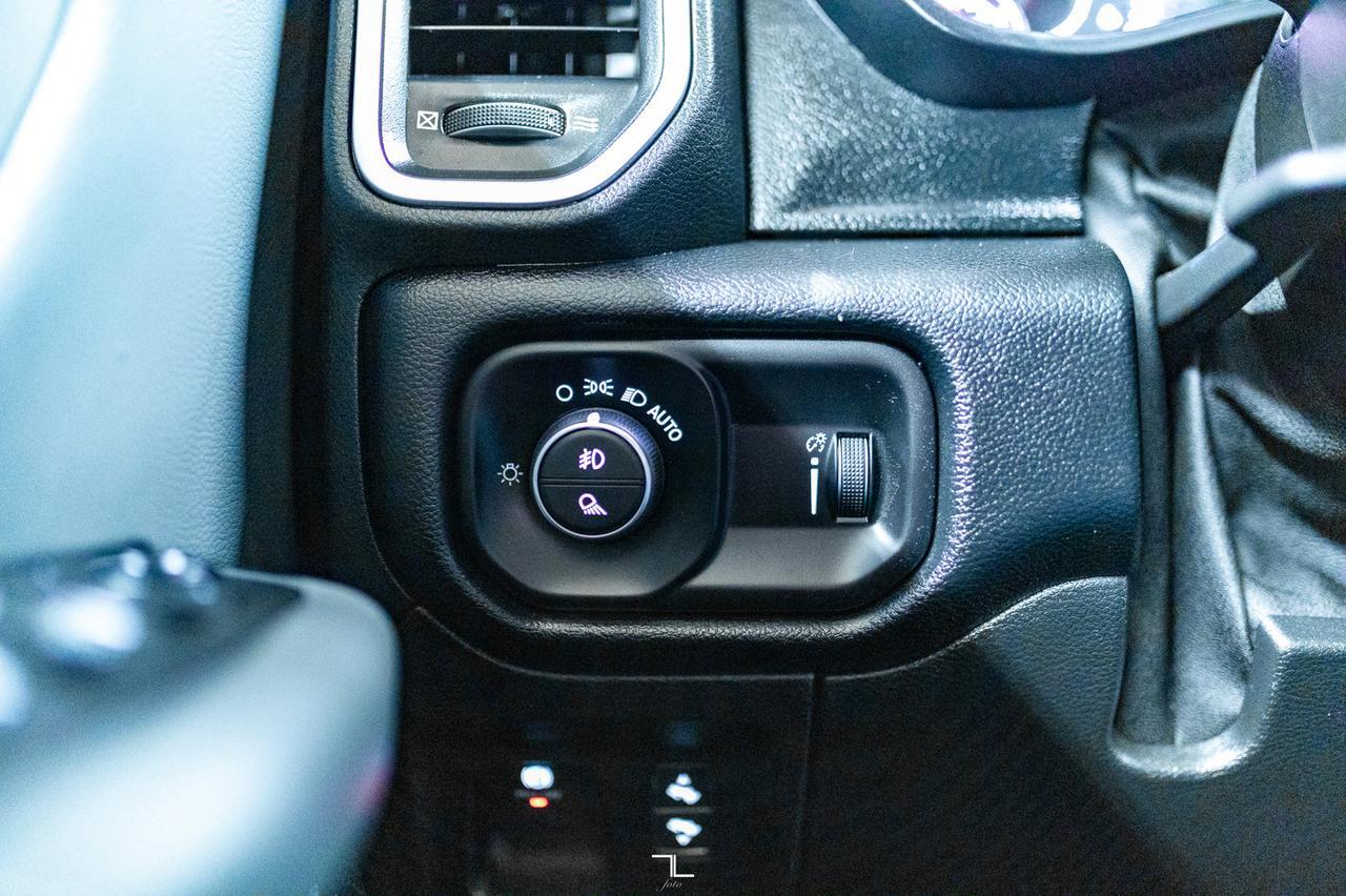 2021 Ram 1500 4x4 Crew Cab Big Horn BCam Red Deer AB