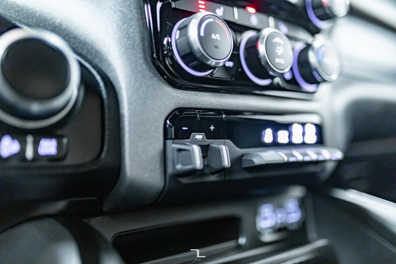 2021 Ram 1500 4x4 Crew Cab Big Horn Built to Serve Edition Red Deer AB