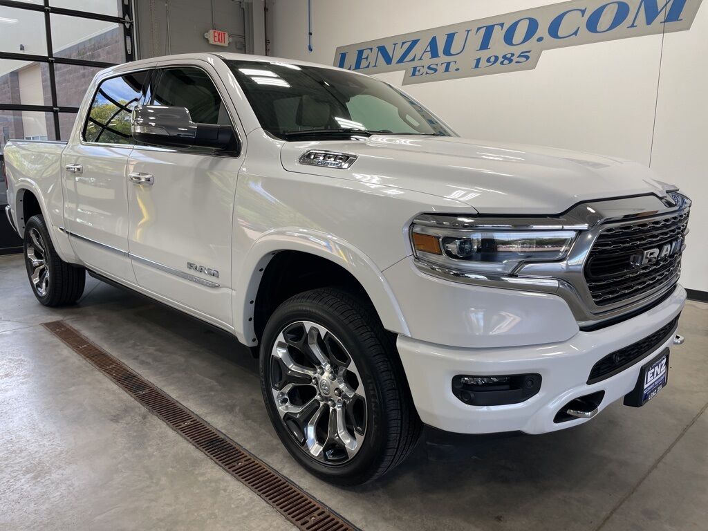 2021 Ram 1500 4x4 Crew Cab Limited Minocqua WI