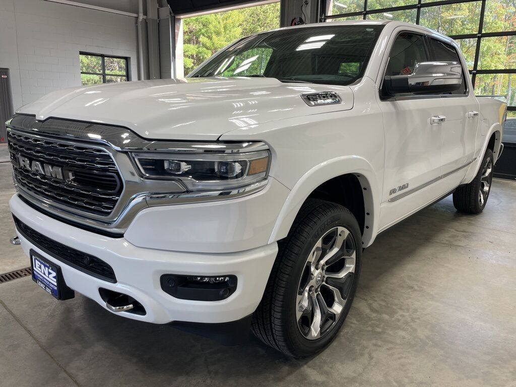 2021 Ram 1500 4x4 Crew Cab Limited Minocqua WI