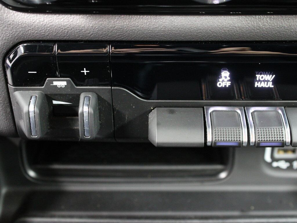 2021 Ram 1500 4x4 Crew Cab Rebel Fond du Lac WI