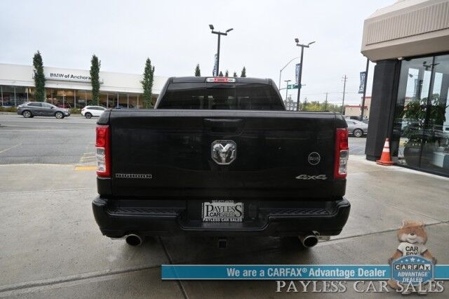 2021 Ram 1500 Big Horn / 4X4 / Crew Cab / 5.7L V8 HEMI / Sport Appearance Pkg / Heated Cloth Seats & Steering Wheel / Auto Start / Lane Departure & Collision Alert / Apple CarPlay & Android Auto / Tonneau Cover / Tow Pkg / 1-Owner Anchorage AK