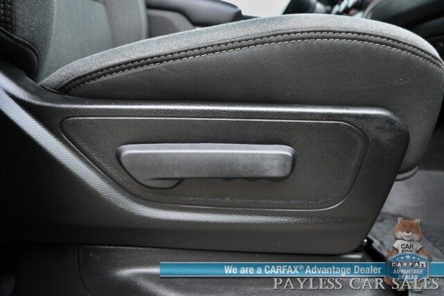 2021 Ram 1500 Big Horn / 4X4 / Crew Cab / 5.7L V8 HEMI / Sport Appearance Pkg / Heated Cloth Seats & Steering Wheel / Auto Start / Lane Departure & Collision Alert / Apple CarPlay & Android Auto / Tonneau Cover / Tow Pkg / 1-Owner Anchorage AK