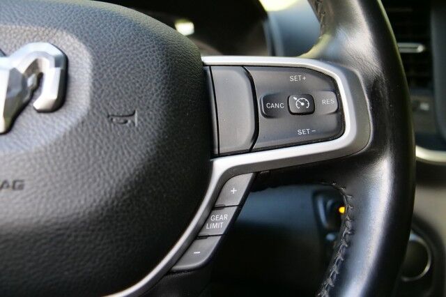 2021 Ram 1500 Big Horn 4X4 / Level 2 Equipment / 5.7L V8! High Point NC