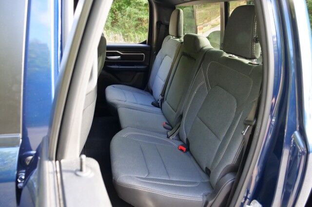 2021 Ram 1500 Big Horn 4X4 / Level 2 Equipment / 5.7L V8! High Point NC
