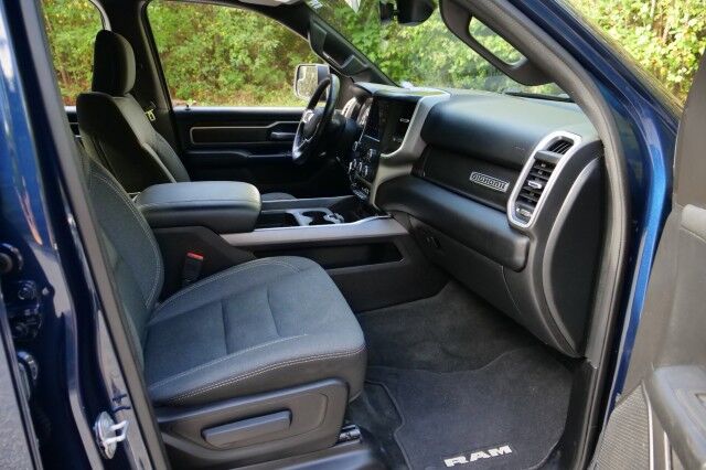 2021 Ram 1500 Big Horn 4X4 / Level 2 Equipment / 5.7L V8! High Point NC