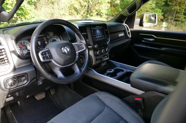 2021 Ram 1500 Big Horn 4X4 / Level 2 Equipment / 5.7L V8! High Point NC