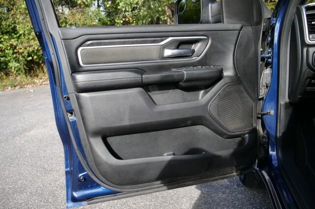 2021 Ram 1500 Big Horn 4X4 / Level 2 Equipment / 5.7L V8! High Point NC
