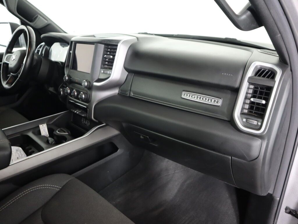2021 Ram 1500 Big Horn 4x4 Quad Cab Hemi w/Bucket Seats Maumee OH