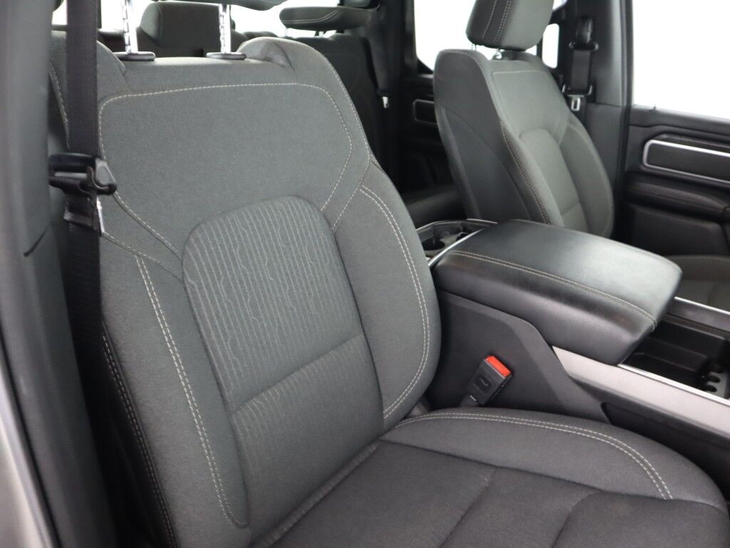 2021 Ram 1500 Big Horn 4x4 Quad Cab Hemi w/Bucket Seats Maumee OH