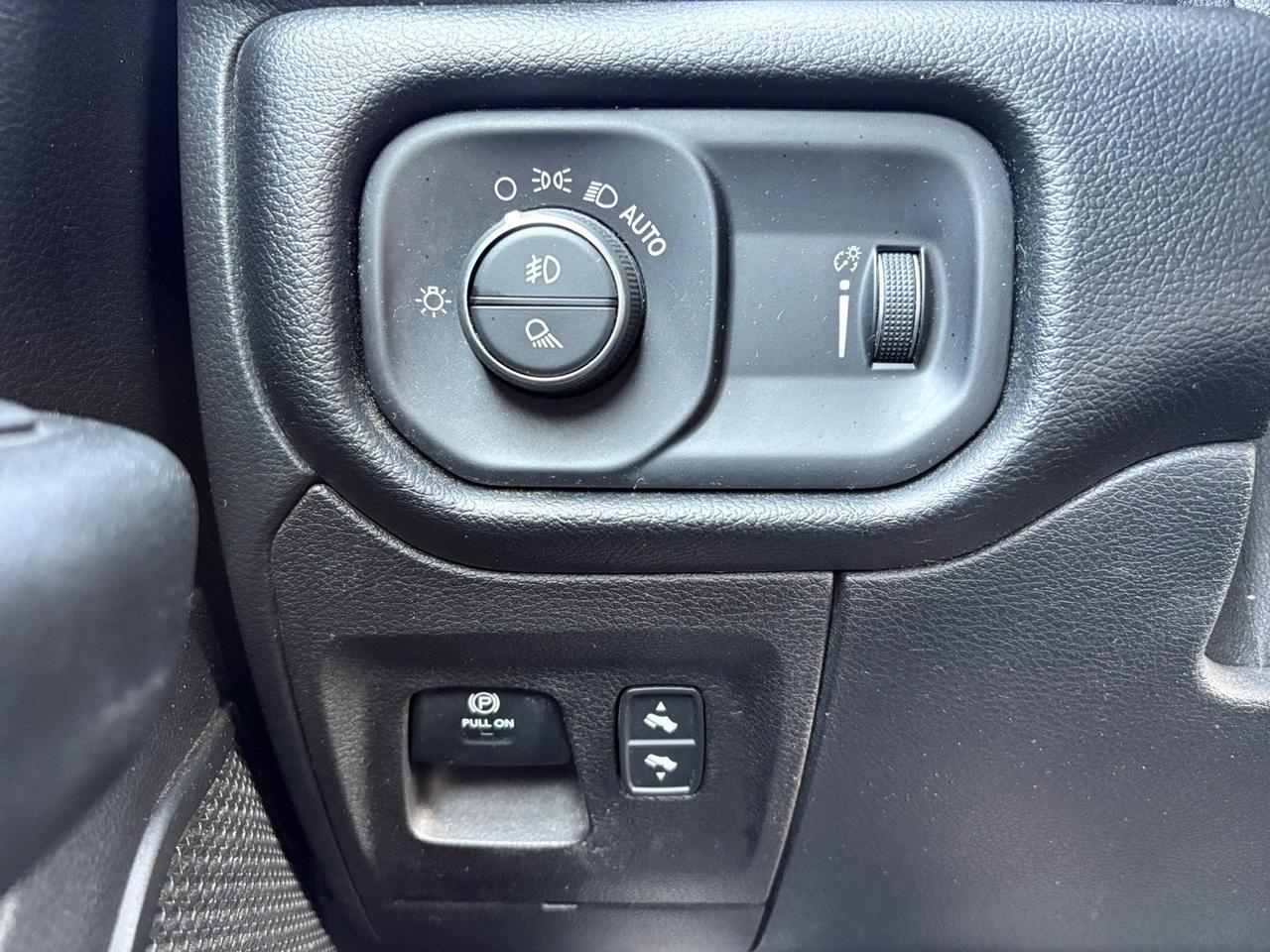 2021 Ram 1500 Big Horn, AUTO START/STOP, TOW PACKAGE, HEATED STEERING WHEEL & SEATS, APPLE CARPLAY/ANDROID AUTO, REMOTE START, GO BIG IN THIS RAM BIG HORN! Virginia Beach VA