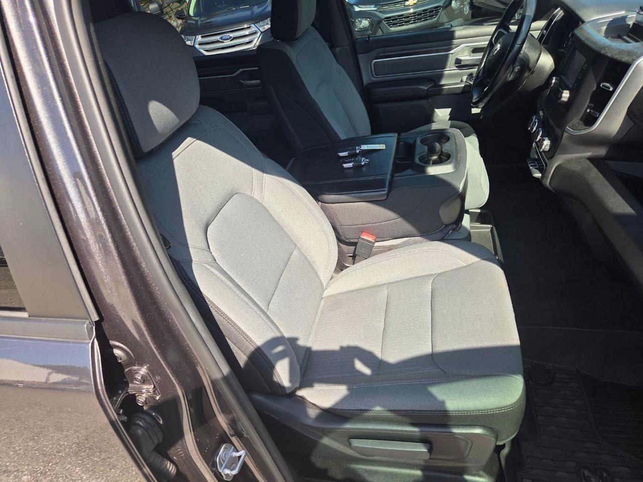 2021 Ram 1500 Big Horn Crew Cab 4x4 5&apos;7 Box Charlton MA