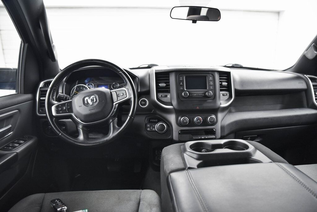 2021 Ram 1500 Big Horn/Lone Star Akron OH