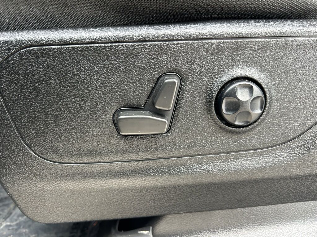 2021 Ram 1500 Big Horn/Lone Star Crestwood KY