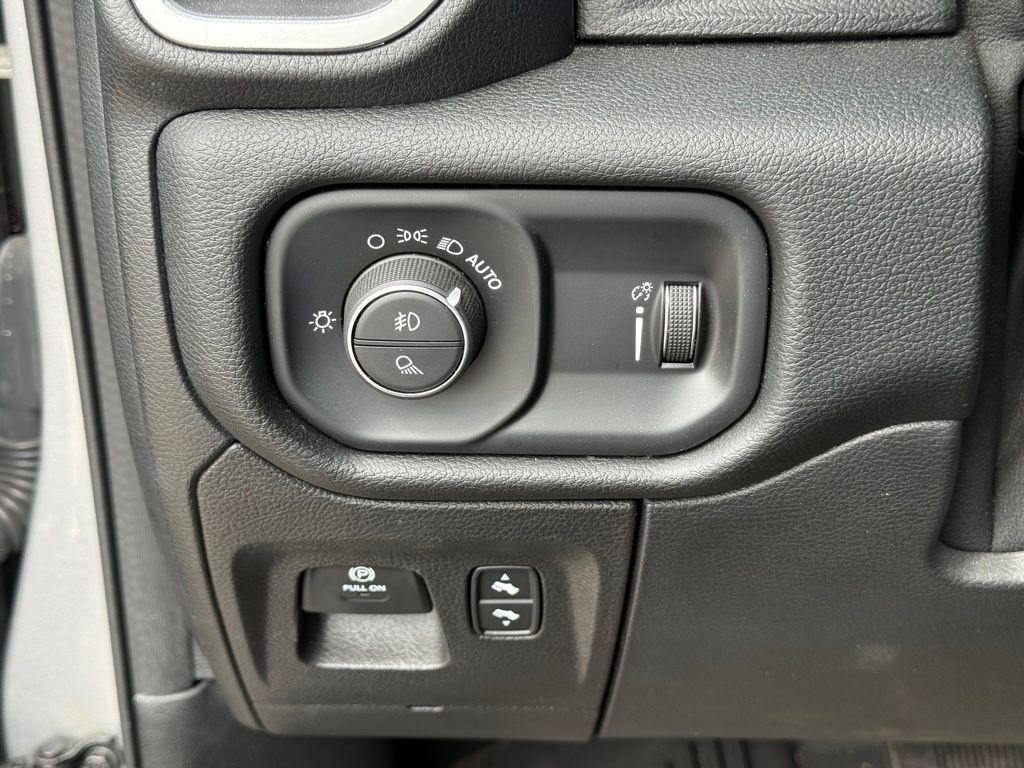 2021 Ram 1500 Big Horn/Lone Star Crestwood KY