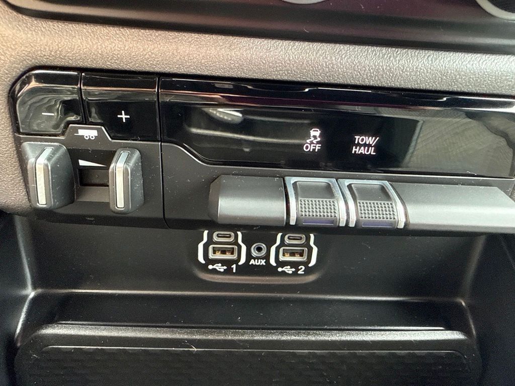 2021 Ram 1500 Big Horn/Lone Star Mount Joy PA