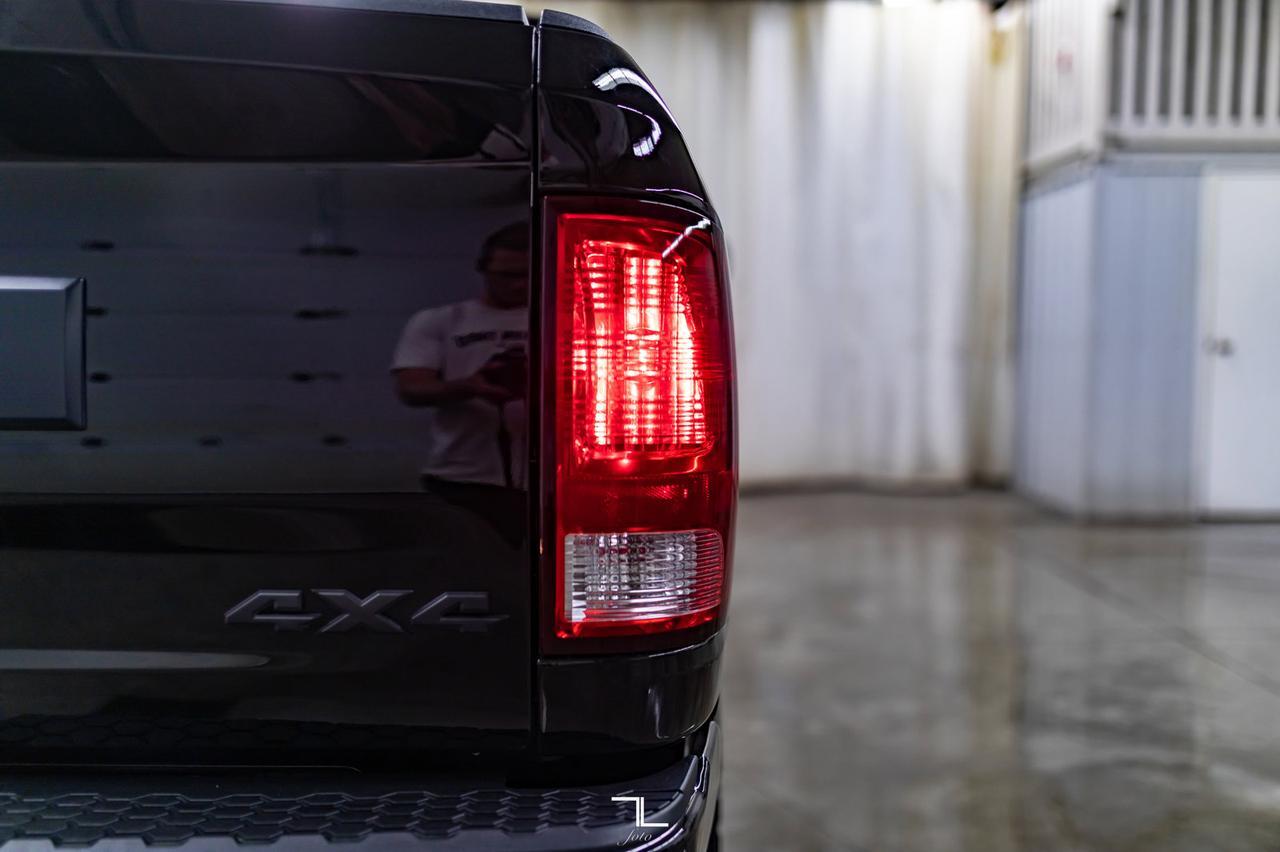 2021 Ram 1500 Classic 4x4 Crew Cab Express BCam Red Deer AB