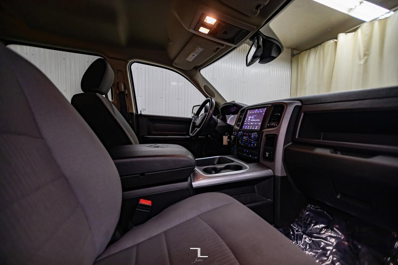 2021 Ram 1500 Classic 4x4 Crew Cab Express BCam Red Deer AB