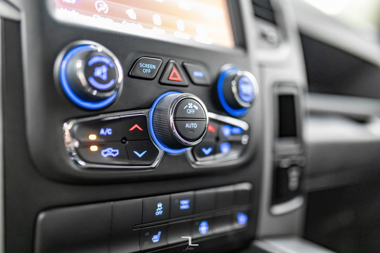 2021 Ram 1500 Classic 4x4 Crew Cab Express BCam Red Deer AB