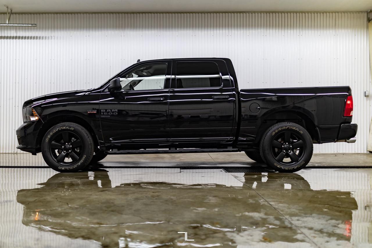 2021 Ram 1500 Classic 4x4 Crew Cab Express BCam Red Deer AB