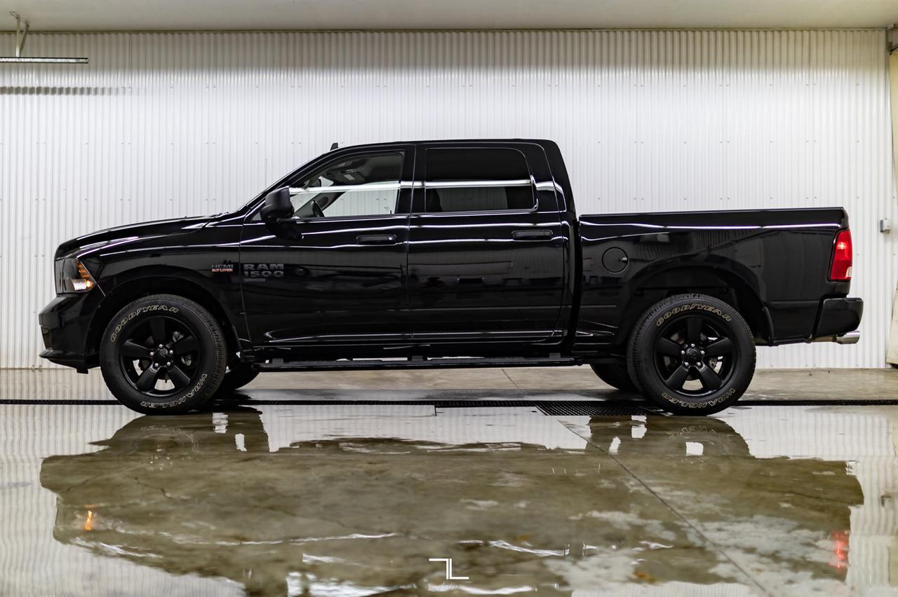 2021 Ram 1500 Classic 4x4 Crew Cab Express BCam Red Deer AB