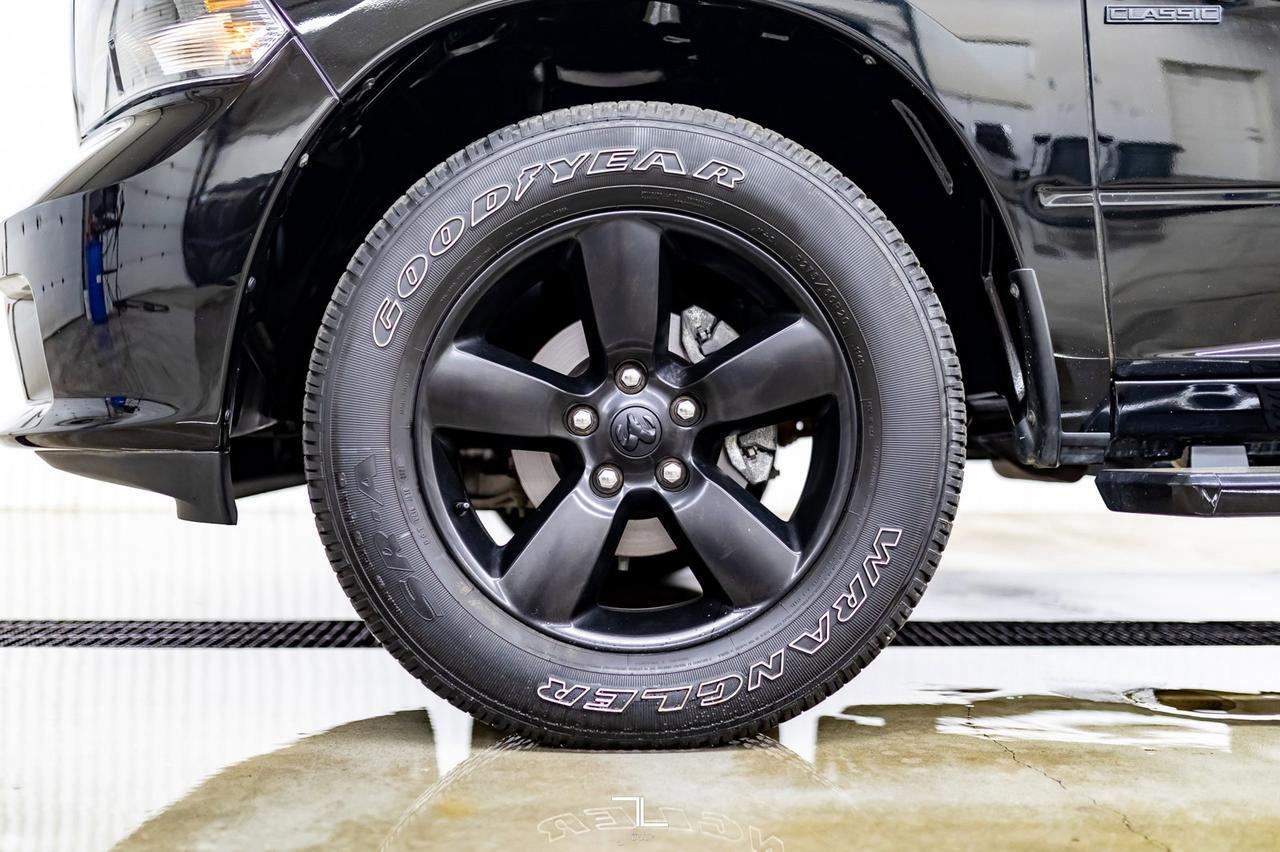 2021 Ram 1500 Classic 4x4 Crew Cab Express BCam Red Deer AB