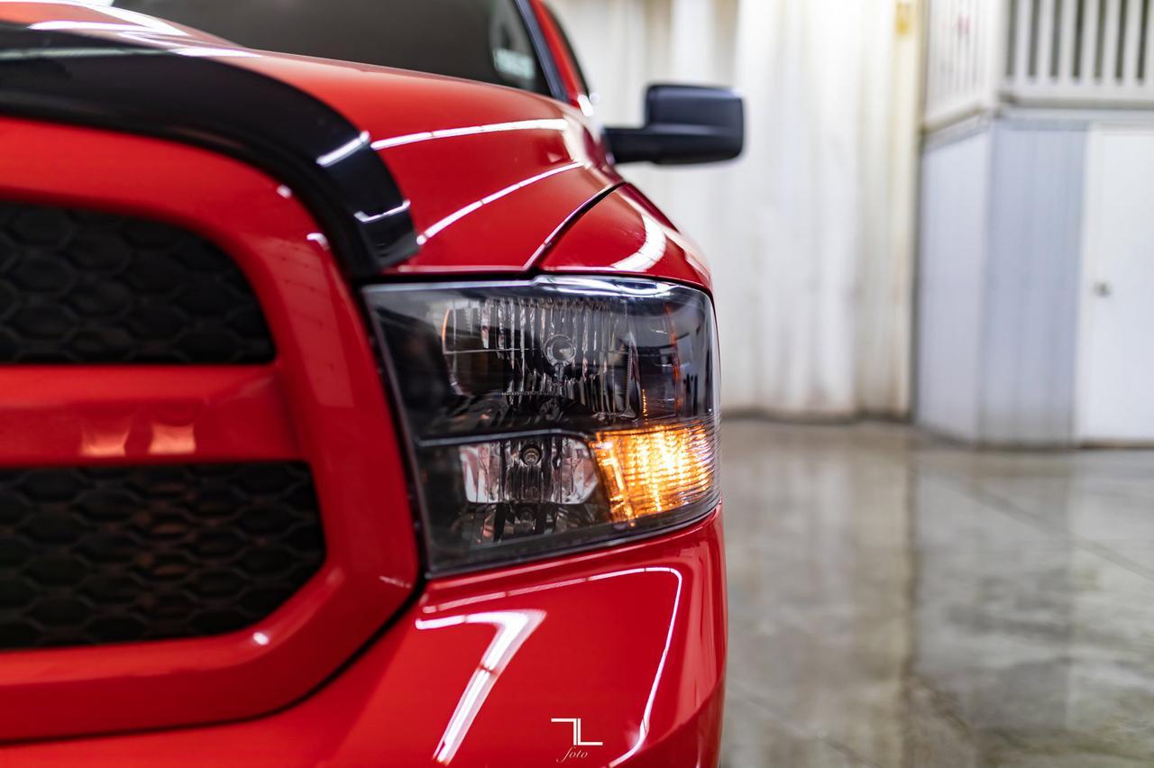 2021 Ram 1500 Classic 4x4 Crew Cab Express BCam Red Deer AB