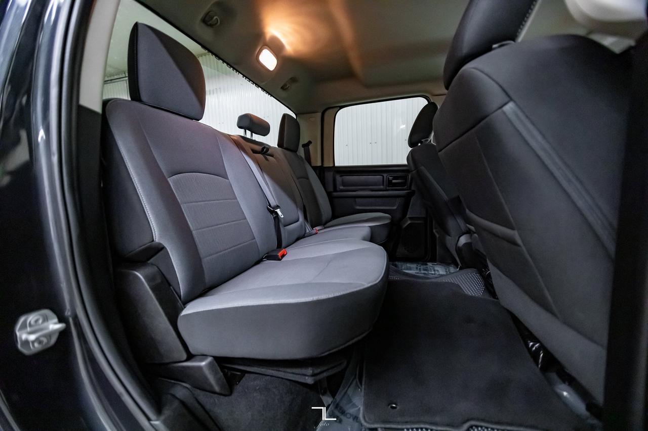 2021 Ram 1500 Classic 4x4 Crew Cab Express BCam Red Deer AB