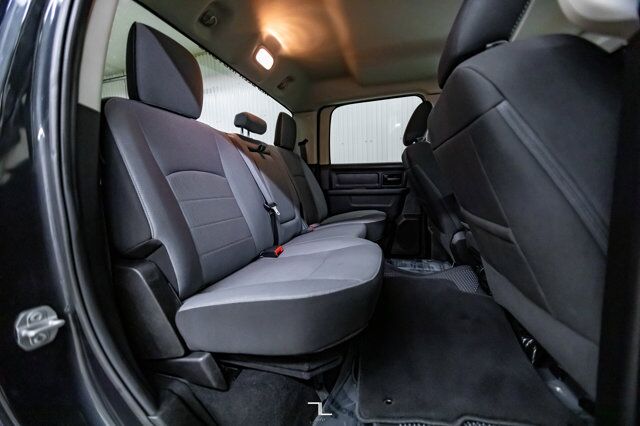 2021 Ram 1500 Classic 4x4 Crew Cab Express BCam Red Deer AB