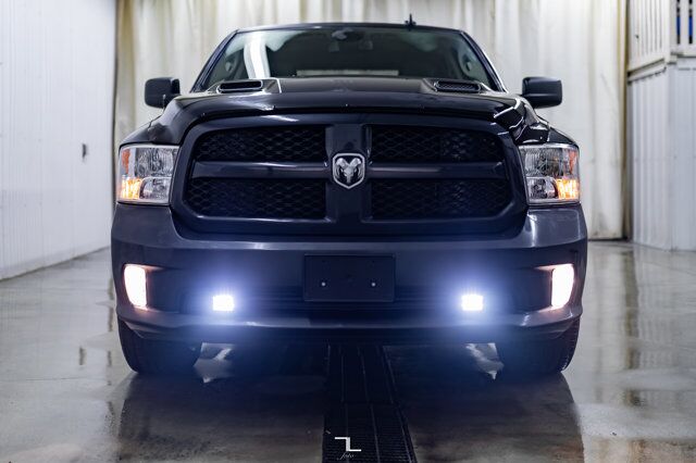 2021 Ram 1500 Classic 4x4 Crew Cab Express BCam Red Deer AB