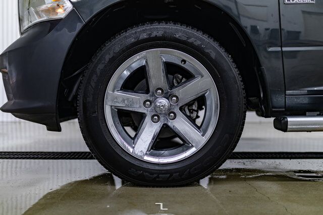 2021 Ram 1500 Classic 4x4 Crew Cab Express BCam Red Deer AB