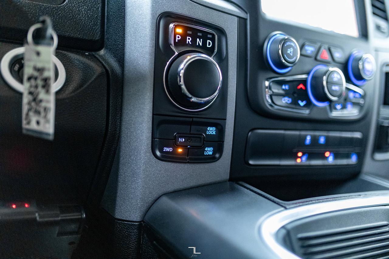 2021 Ram 1500 Classic 4x4 Crew Cab Express BCam Red Deer AB