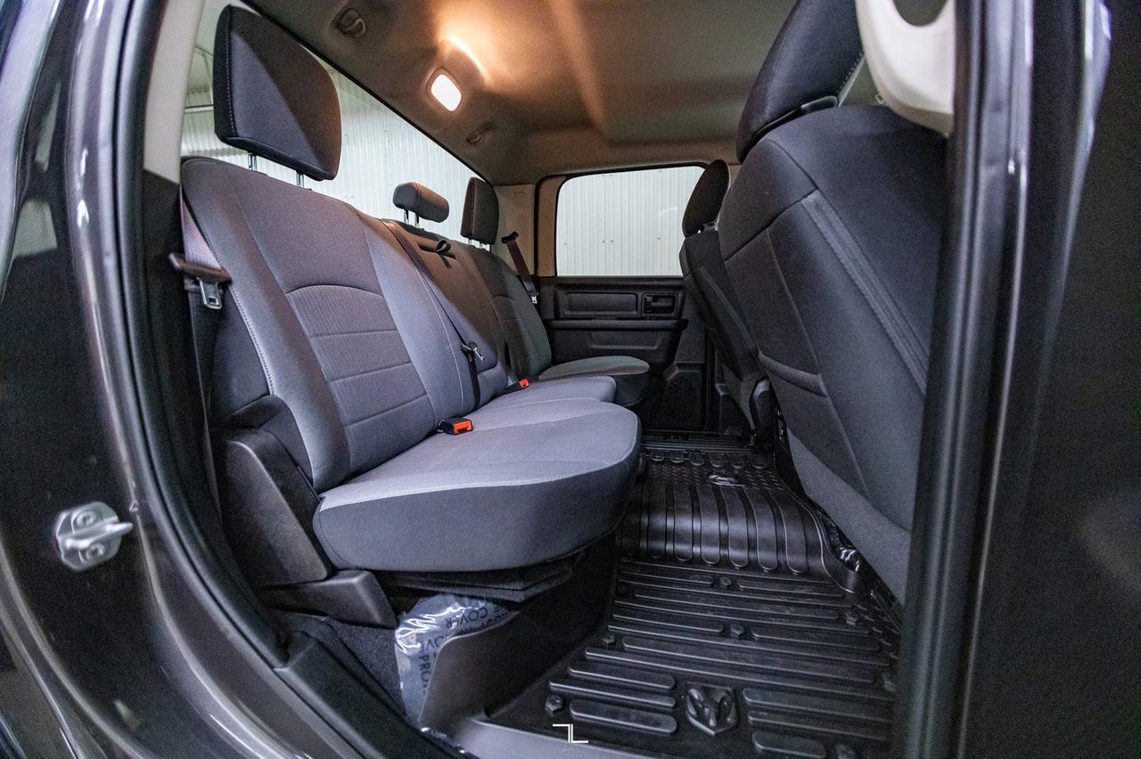 2021 Ram 1500 Classic 4x4 Crew Cab Express BCam Red Deer AB