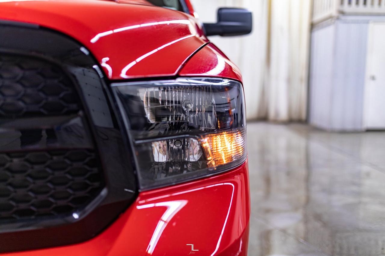 2021 Ram 1500 Classic 4x4 Crew Cab Express BCam Red Deer AB