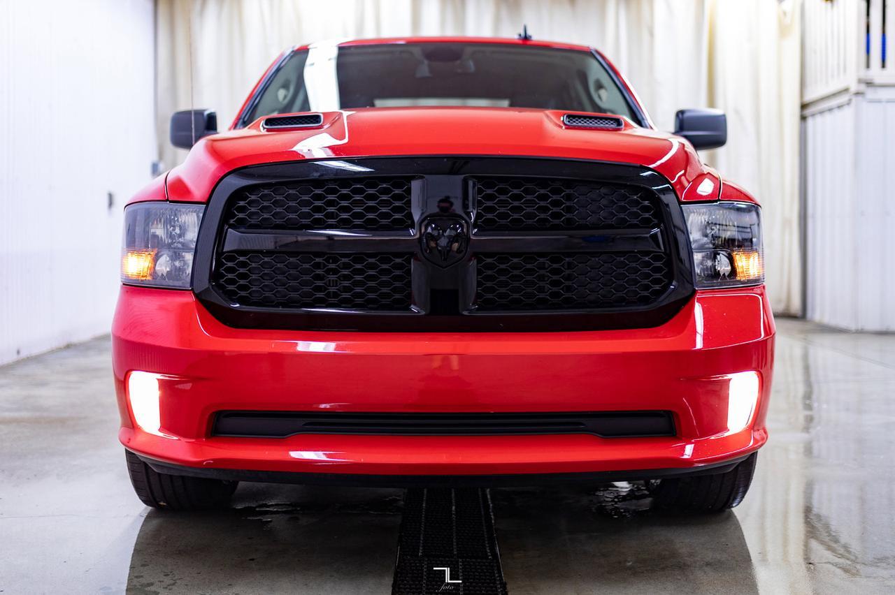 2021 Ram 1500 Classic 4x4 Crew Cab Express BCam Red Deer AB