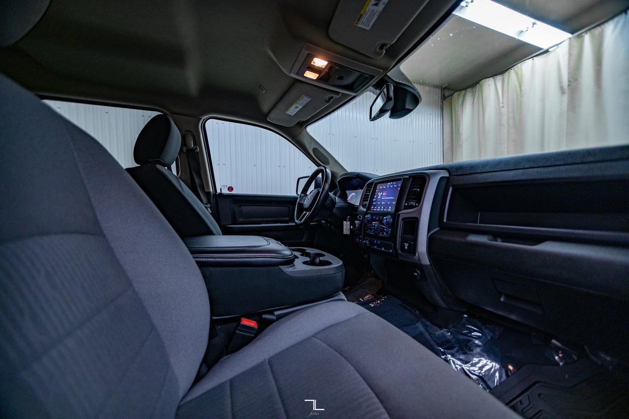 2021 Ram 1500 Classic 4x4 Crew Cab Express BCam Red Deer AB
