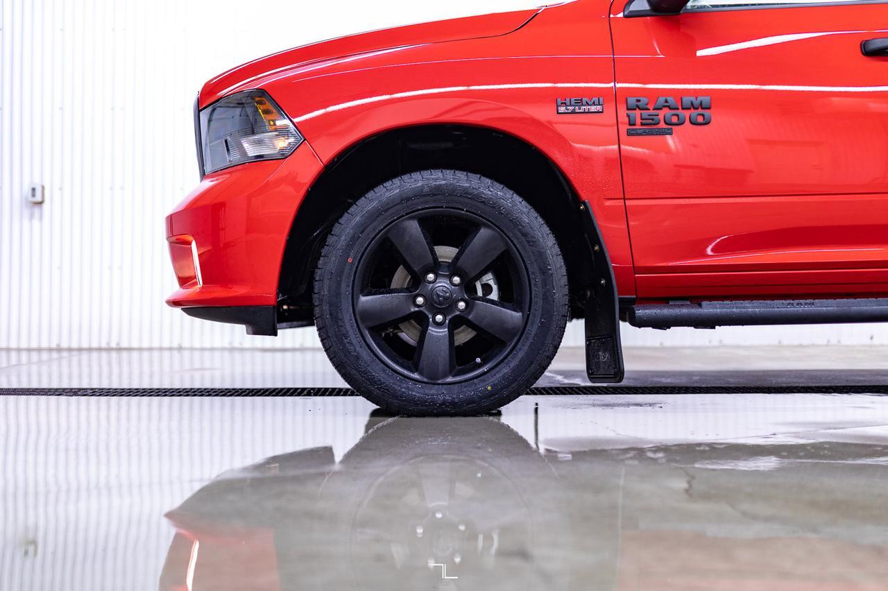 2021 Ram 1500 Classic 4x4 Crew Cab Express BCam Red Deer AB