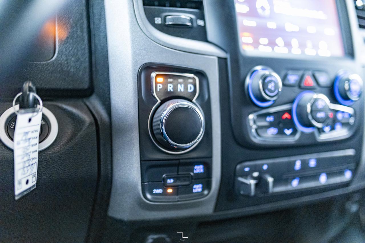 2021 Ram 1500 Classic 4x4 Crew Cab Express BCam Red Deer AB