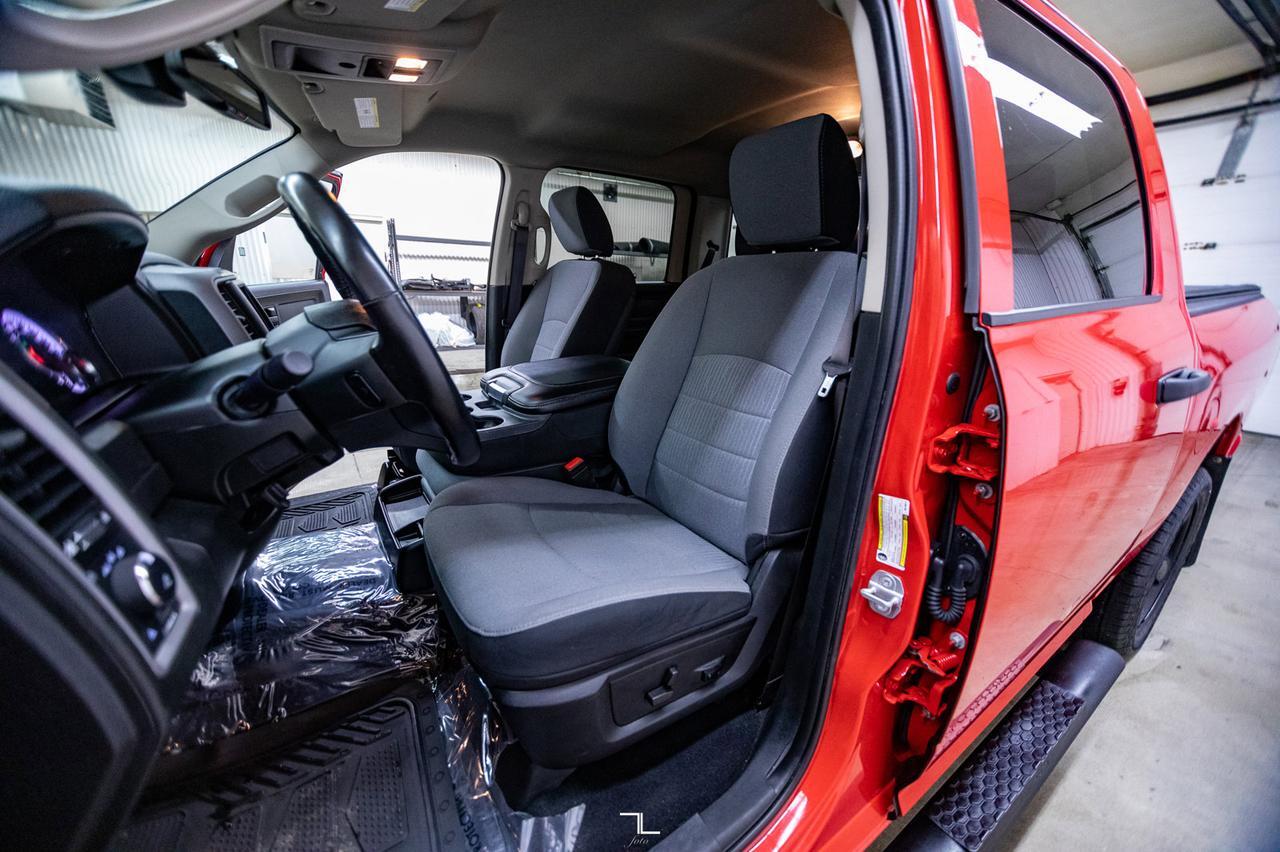 2021 Ram 1500 Classic 4x4 Crew Cab Express BCam Red Deer AB