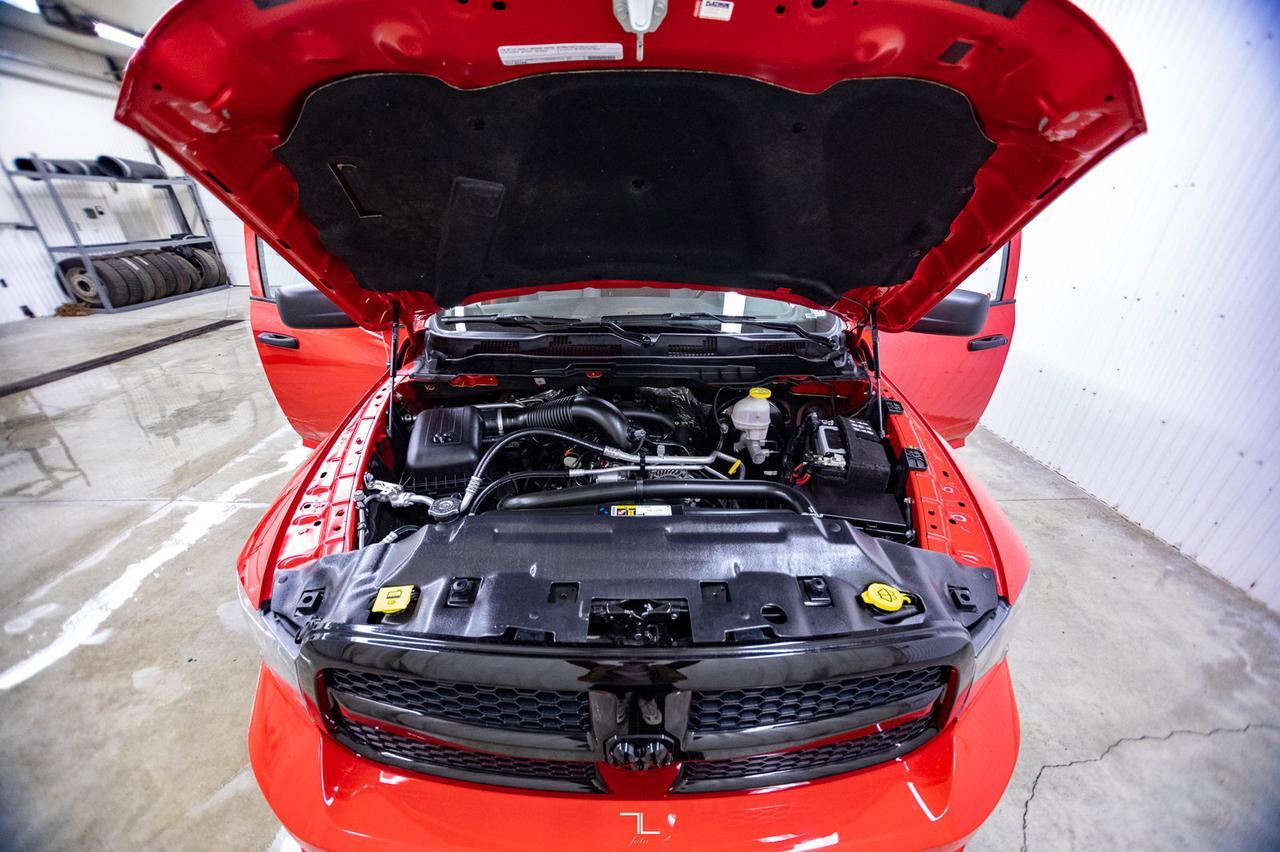 2021 Ram 1500 Classic 4x4 Crew Cab Express BCam Red Deer AB