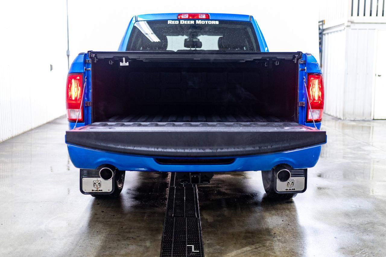 2021 Ram 1500 Classic 4x4 Crew Cab Express HEMI Leather BCam Red Deer AB