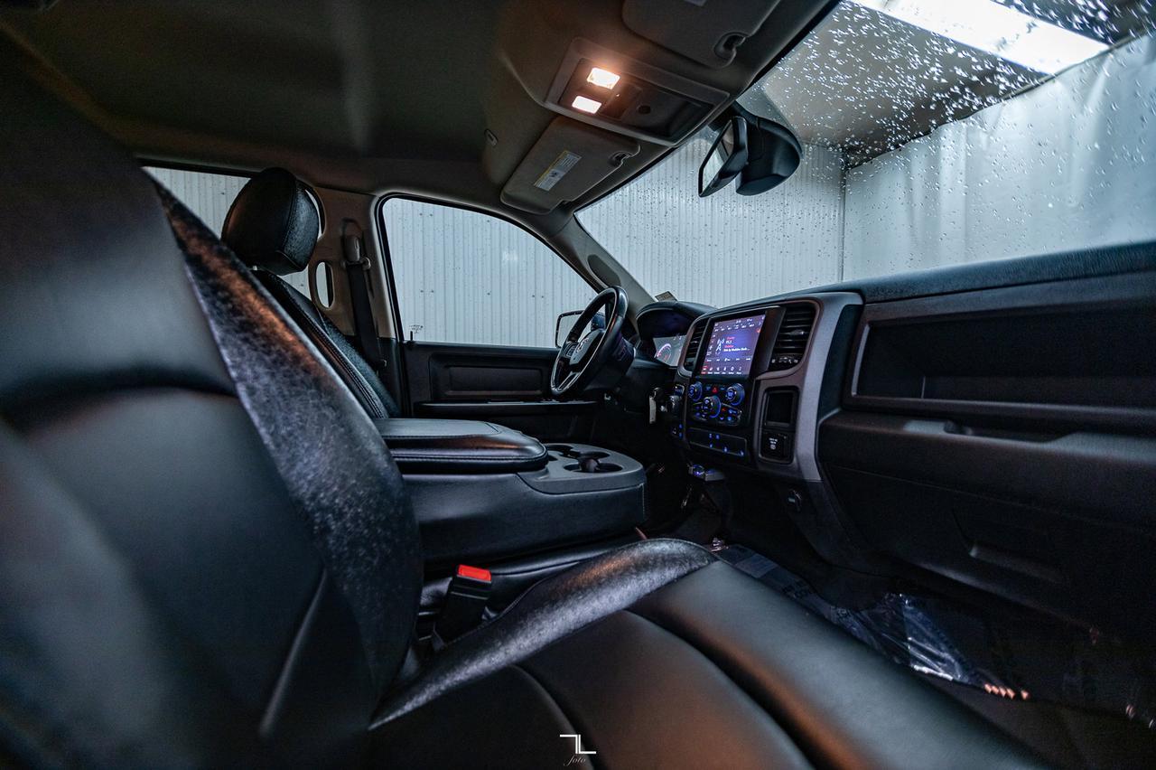 2021 Ram 1500 Classic 4x4 Crew Cab Express HEMI Leather BCam Red Deer AB